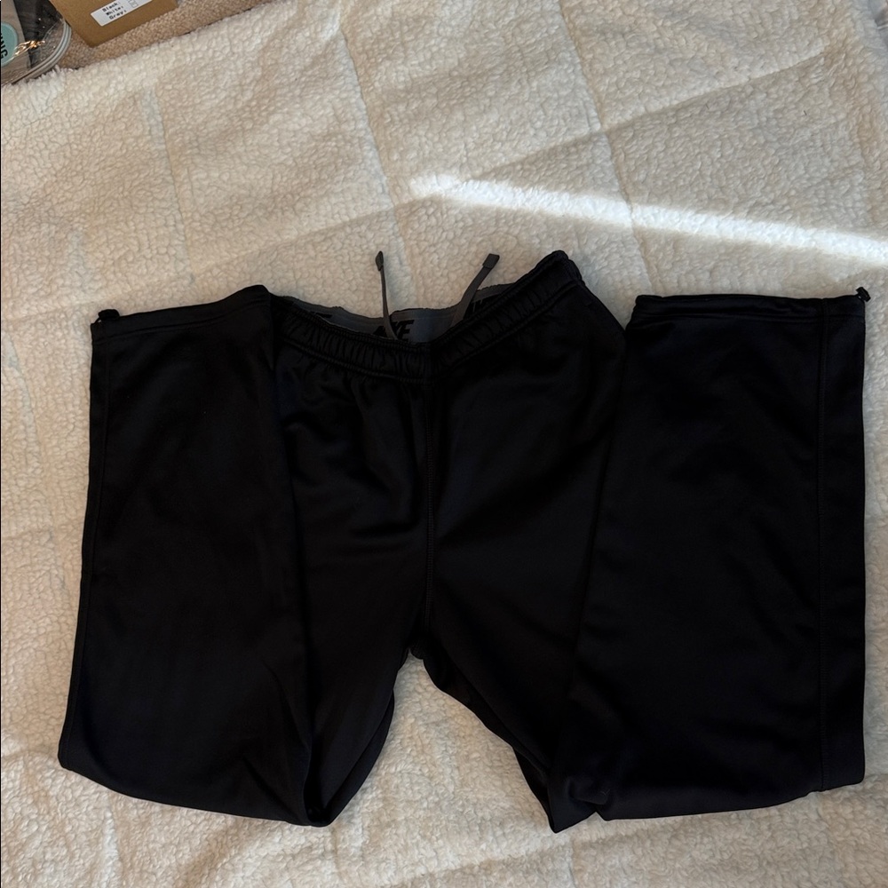 Nike Therma-Fit Black Pants